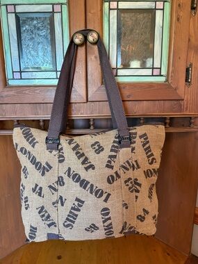 Vintage Burlap vinyl lining City Print Tote Bag with Brown Straps